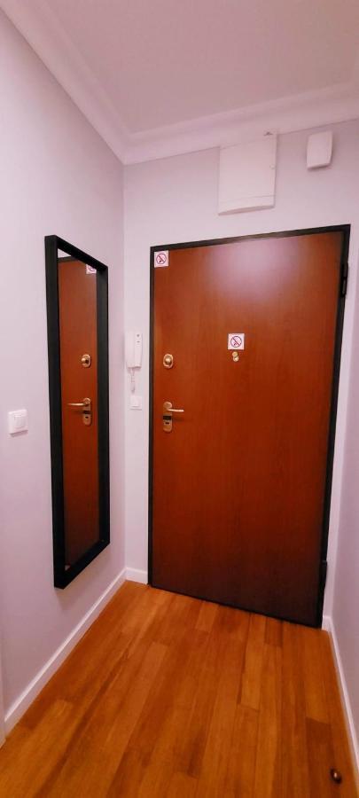 Homecomfort Atlantic Room วอร์ซอ ภายนอก รูปภาพ